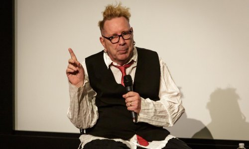 S anarhijom koja vlada u Los Angelesu teško se nosi i frontmen slavnih Sex Pistolsa