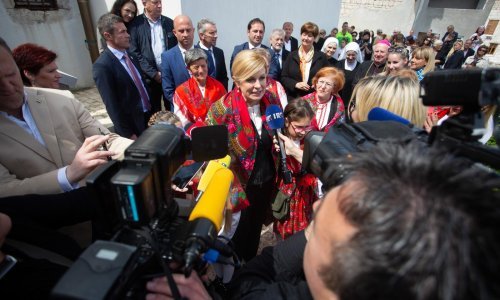 Predsjednica na misi zahvalila roditeljima: Sutra mi je rođendan, više ih ne brojim