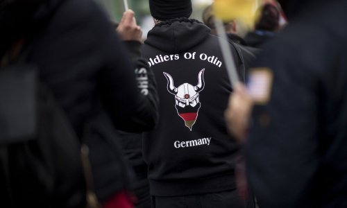 Obavještajci sve teže prate raštrkanu scenu desnih ekstremista