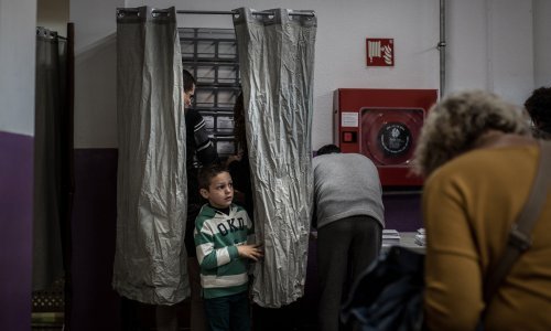 Španjolskim socijalistima najviše glasova no nedovoljno za vladu