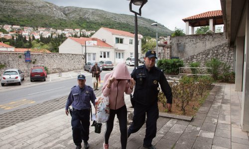 Bankarima iz Metkovića određen istražni zatvor, sumnjiči ih se za štetu od 5,3 milijuna kuna