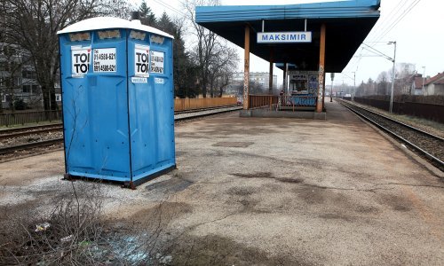 Uhićen 18-godišnjak koji je u Sisku palio kemijske WC-e