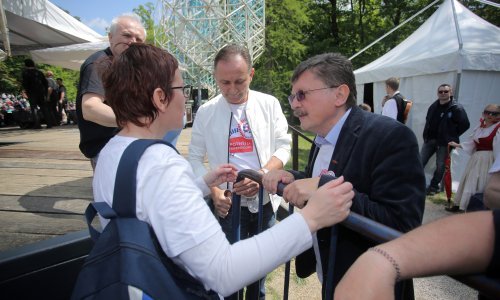 Sindikalisti iz Maksimira zagrmili: Vlada je kao JNA, hrvatskim novcem tuče hrvatski narod!