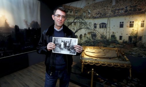 Ovo je Vanja. Ranjen je kao gimnazijalac u raketiranju Zagreba. Evo što kaže 24 godine kasnije