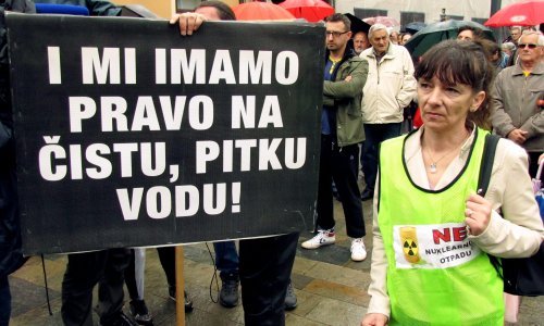 Siščani ne žele biti Smetliščani: Prosvjedovali protiv odlagališta opasnog otpada