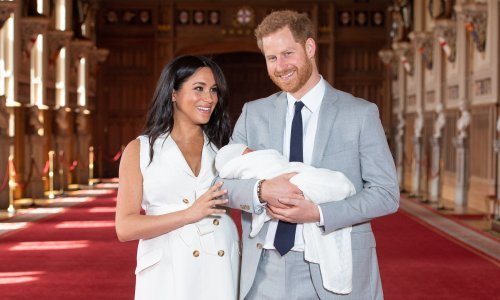 Objavljena nova fotografija malenog Archieja: Meghan i Harry na neobičan način odali počast princezi Diani