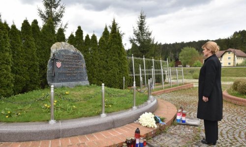 Predsjednica na Bleiburgu osudila 'razmjerno najveći poratni masovni zločin u Europi nakon Drugoga svjetskog rata'