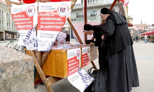 Što ako referenduma ipak ne bude: Ni ustavni stručnjaci ne mogu se dogovoriti, a šef sindikata ima znakovitu poruku