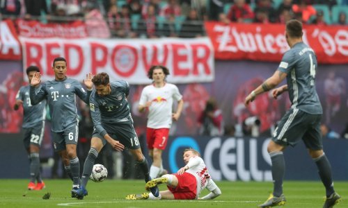 Bayernov posrtaj dao priliku Borussiji; odluka u zadnjem kolu, a Niki Kovaču se s razlogom trese stolica