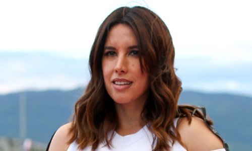 Može li dublji dekolte? Nives Celzijus jedva ukrotila grudi