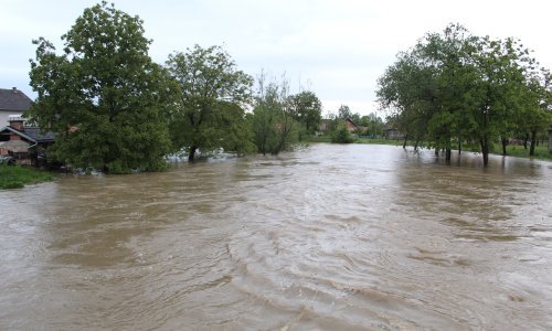 Vodostaju u porastu, ali bez opasnosti od većih poplava
