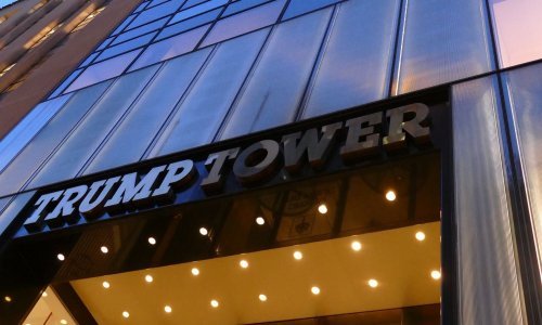 Trump u velikom problemu: Ako ne obnovi nebodere, dolaze mu milijunske kazne