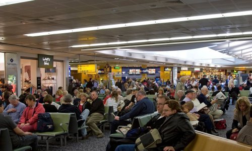 Londonska zračna luka otkazala stotine letove uoči štrajka osoblja