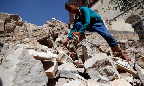 Koalicija predvođena Rijadom počela zračne udare na glavni grad Jemena