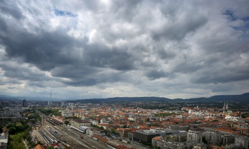 Proljepšanja još nema na vidiku: maglovito, oblačno i uz pljuskove ulazimo i u novi tjedan