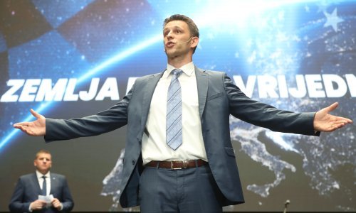 Petrov: Idemo po dva mandata, borit ćemo se za hrvatske interese