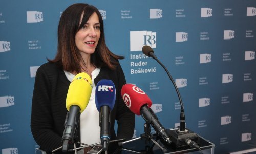 Ministrica Divjak: Pitanje lektire je na stručnjacima, a ne na marginalnim skupinama
