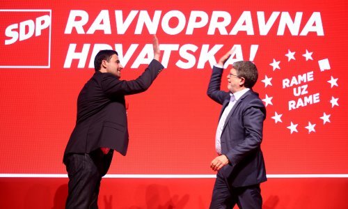 Završni skup SDP-a u Rijeci: HDZ-ovcima predbacili Tajanija i Orbana