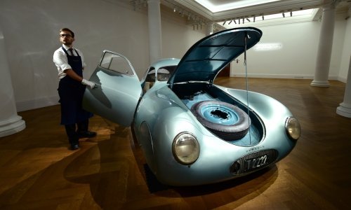 Imate li 20 milijuna dolara viška, možete postati vlasnik najznačajnijeg automobila u povijesti Porschea