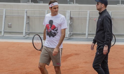 Roger Federer potezom s treninga oduševio fanove; kako je samo elegantno 'uštopao' lopticu