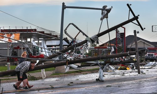 Sedmero mrtvih u olujama u središnjem SAD-u
