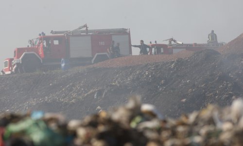 Požar na odlagalištu u Totovcu ugašen, ukinute preventivne mjere