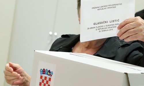 U dijaspori HDZ uvjerljiv pobjednik, SDP nije ni prešao izborni prag, Živi zid pobijedio u Irskoj, a Dalija Orešković u Indiji