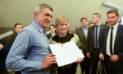 Stipe Božić predstavio knjigu o usponu na Everest, evo tko je sve došao na promociju