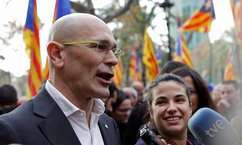 Suspendiran i peti pritvoreni katalonski zastupnik u španjolskom parlamentu