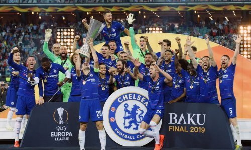 Chelsea napravio ono što je uspjelo tek Barci i Manchester Unitedu; trener titulu posvetio Napoliju