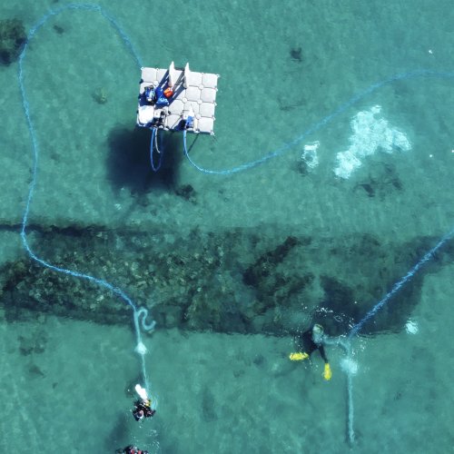 Arheolozi promatraju olupinu Puente Mayorga II, španjolskog ratnog broda iz 17. stoljeća
