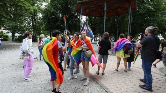 PARADA PONOSA