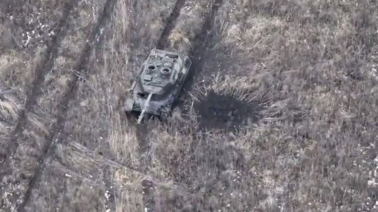 Oštećeni ukrajinski tenk leopard 1A5