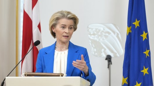 EK: Von der Leyen će tražiti odgovore od Vučića o prosvjedima i zvučnom topu