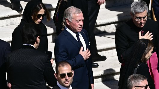 U SKLADU S PRAVILIMA
