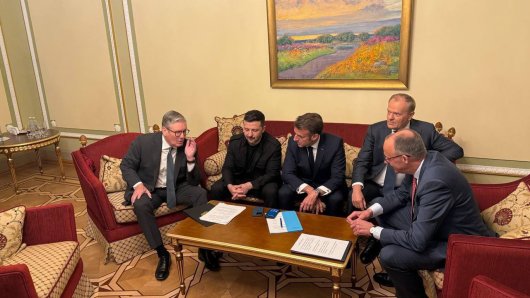NAZVALI SU TRUMPA