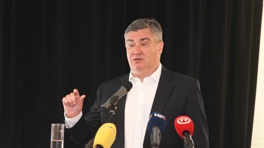 VIDEO Pogledajte koji je vic predsjednik Milanović ispričao studentima