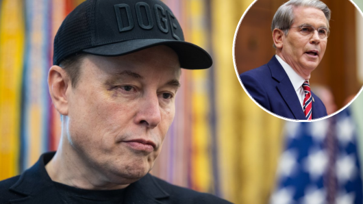 Elon Musk i Scott Bessnet