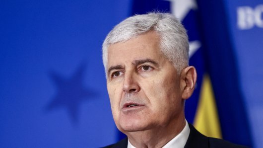Čović pozvao na očuvanje stabilnosti, a Schmidt na poštivanju presude Dodiku