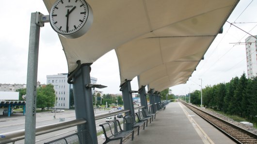 Dječak dignuo noge na sjedalo, vlak HŽ-a kasnio gotovo sat vremena: Posla imala i policija