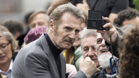 LIAM NEESON