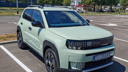 TEST AUTOMOBILA