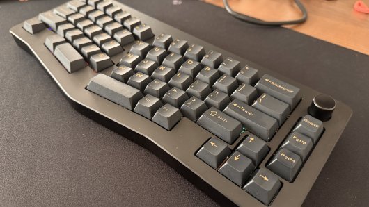 MEHANIČKE TIPKOVNICE