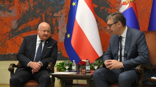 Austrijski kancelar iznenađen Vučićevom reakcijom na pitanja novinara: 'To se mora izdržati'