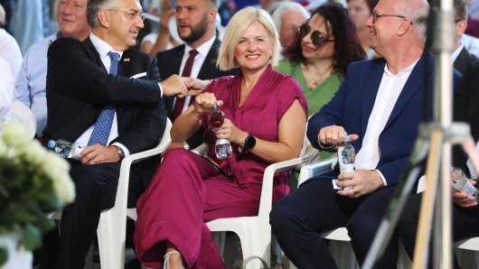 LASKAVI KOMBINEZON
