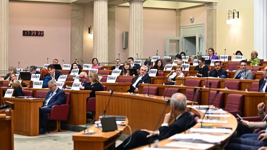 ULAZIMO U OECD