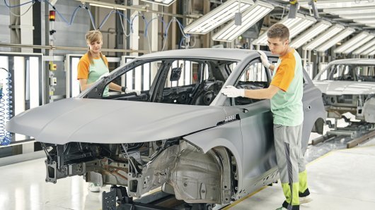 BOJE AUTOMOBILA
