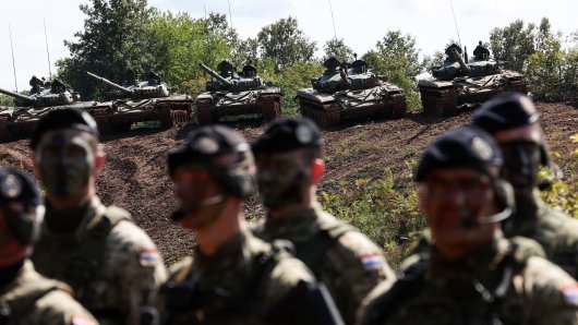 Vojni rok: Ročnici će igrati paintball i upravljati dronovima