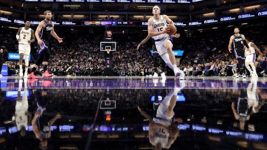 Kad LeBron i Dončić leže ozlijeđeni, revolveraš kolo vodi: Tko je tip koji je utrpao 51 koš Kingsima?