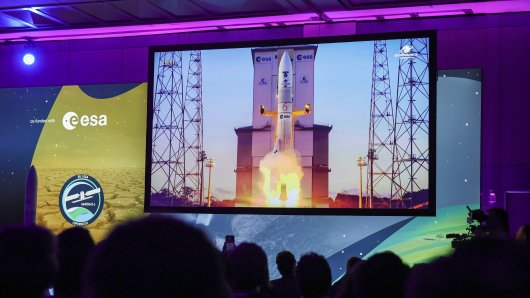 SATELIT ZA PROMATRANJE